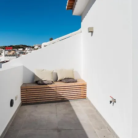 Casas Barulho Penthouse Old Town * 알부페이라