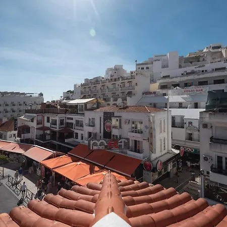 Casas Barulho Penthouse Old Town *