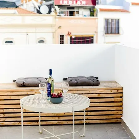 Casas Barulho Penthouse Old Town * 알부페이라