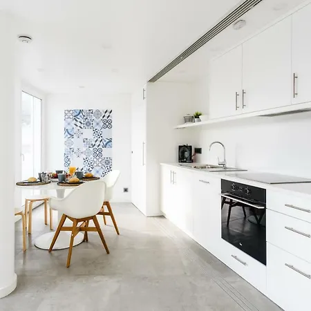 Apartamento Casas Barulho Penthouse Old Town *