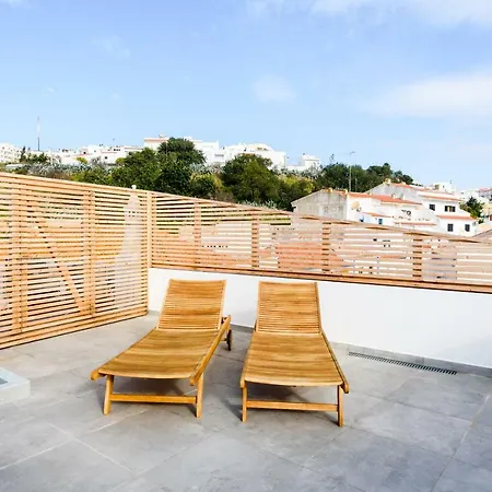 Апартаменты Casas Barulho Penthouse Old Town *